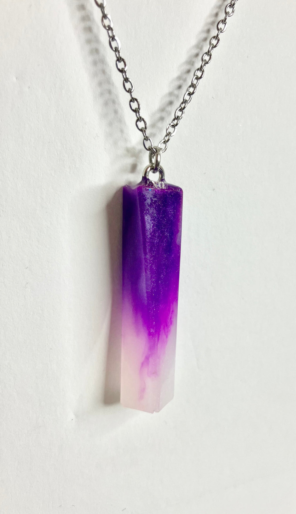 Geometric Resin Pendant Necklaces: Glitter, Ink Swirl & Custom
