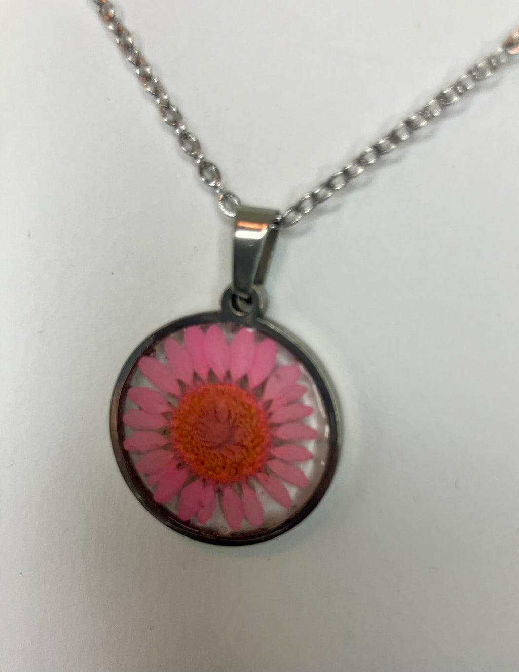 Dried Flower Resin Jewelry: Earrings & Necklaces