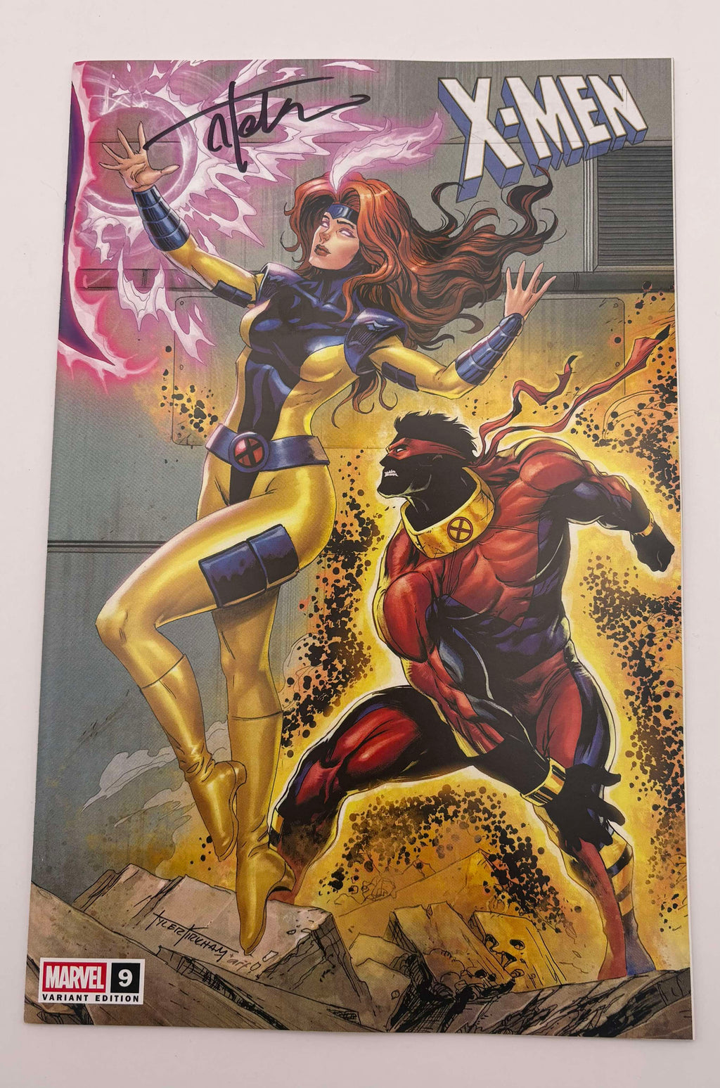 [Signed by Tyler Kirkham] X-Men #9 Unknown Comics Tyler Kirkham Exclusive Var [IN STOCK]
