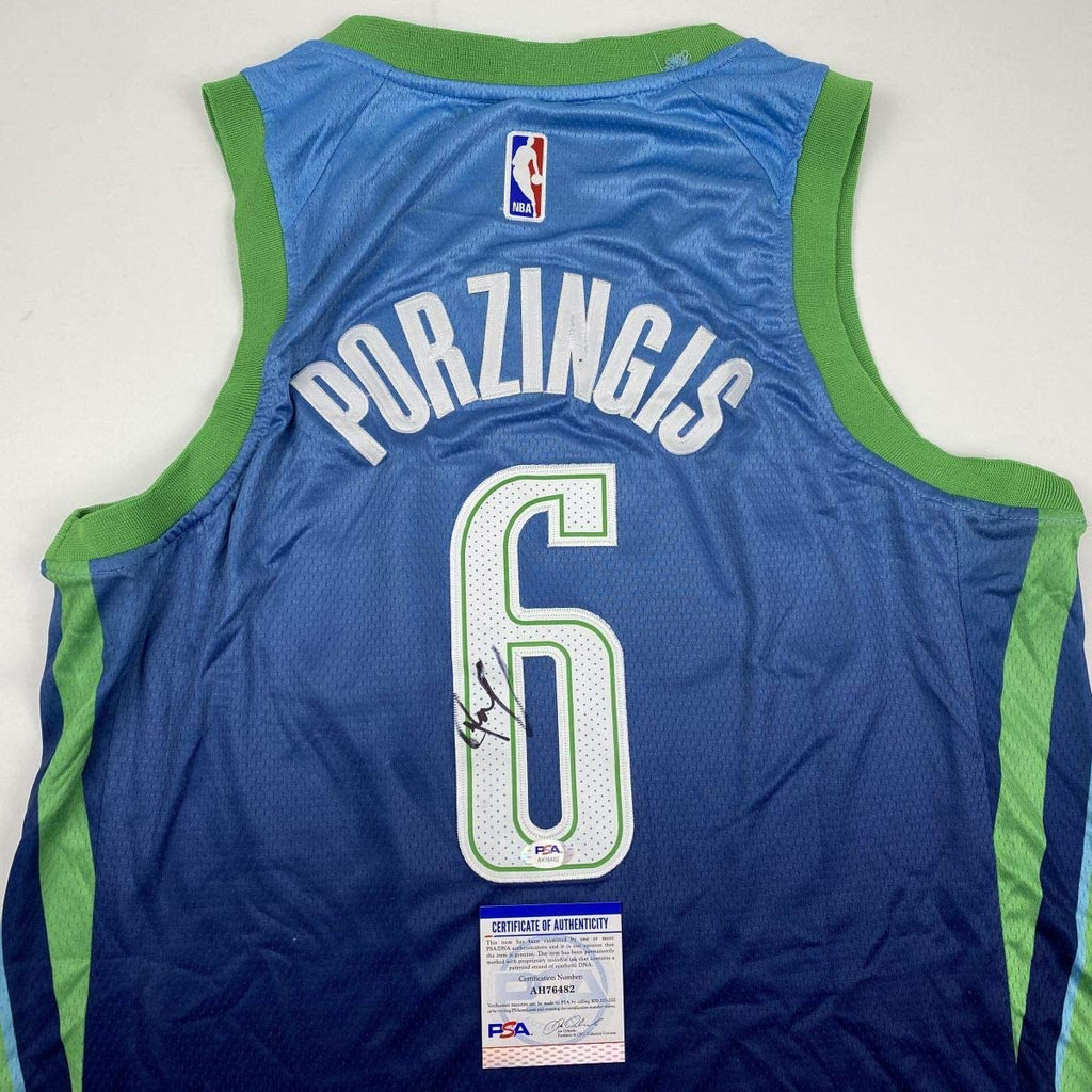 Autographed/Signed Kristaps Porzingis Dallas Blue Basketball Jersey PSA/DNA COA