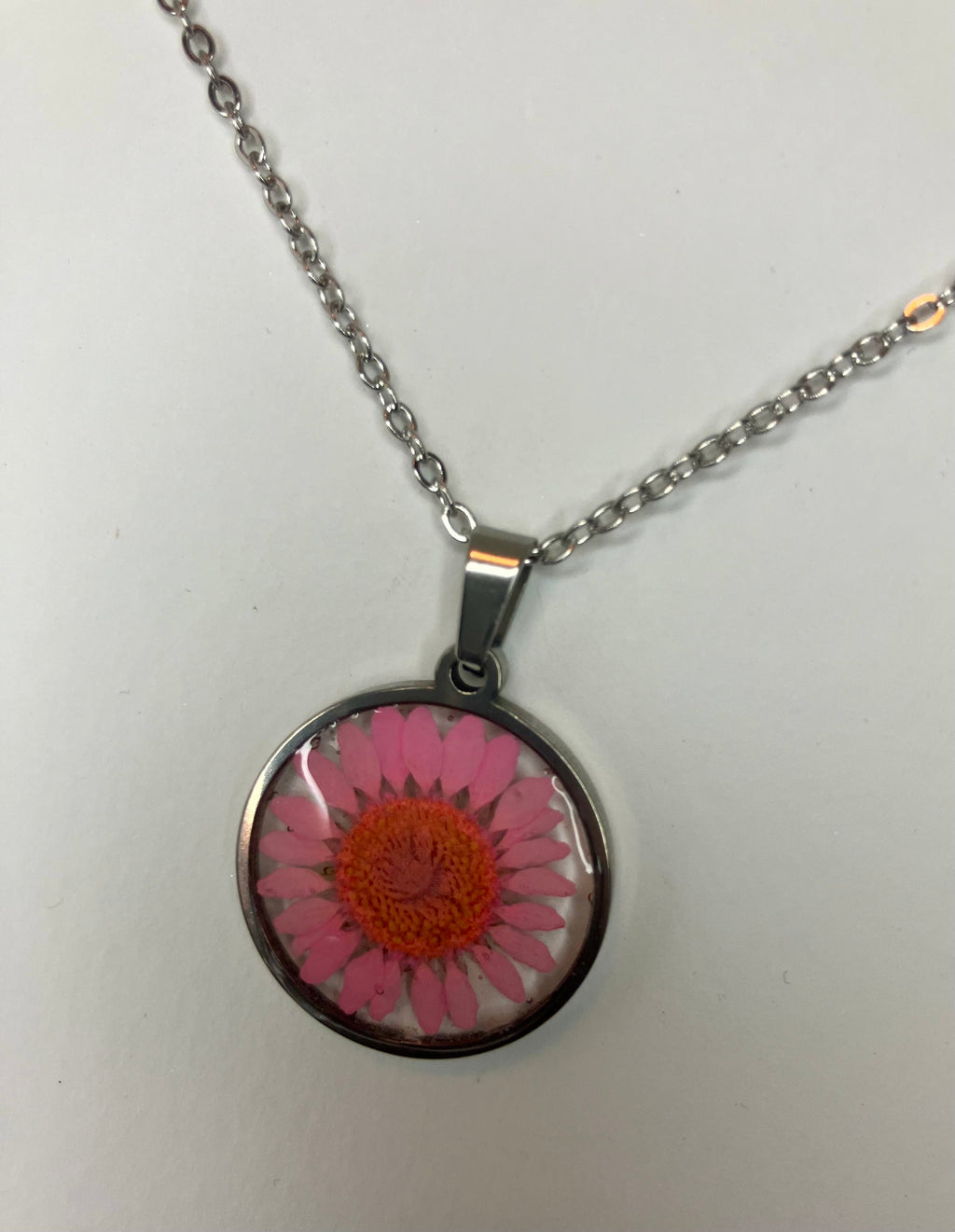 Dried Flower Resin Jewelry: Earrings & Necklaces