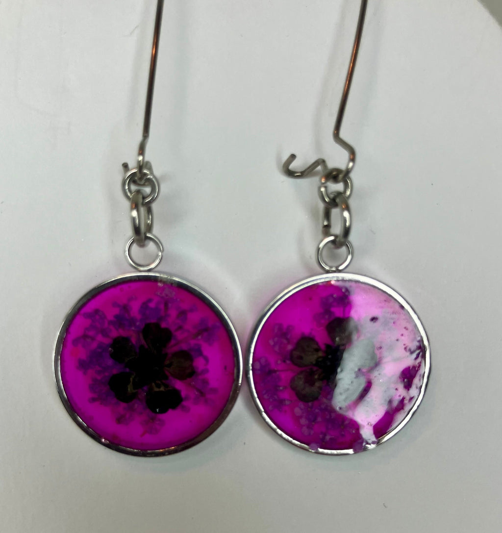 Dried Flower Resin Jewelry: Earrings & Necklaces