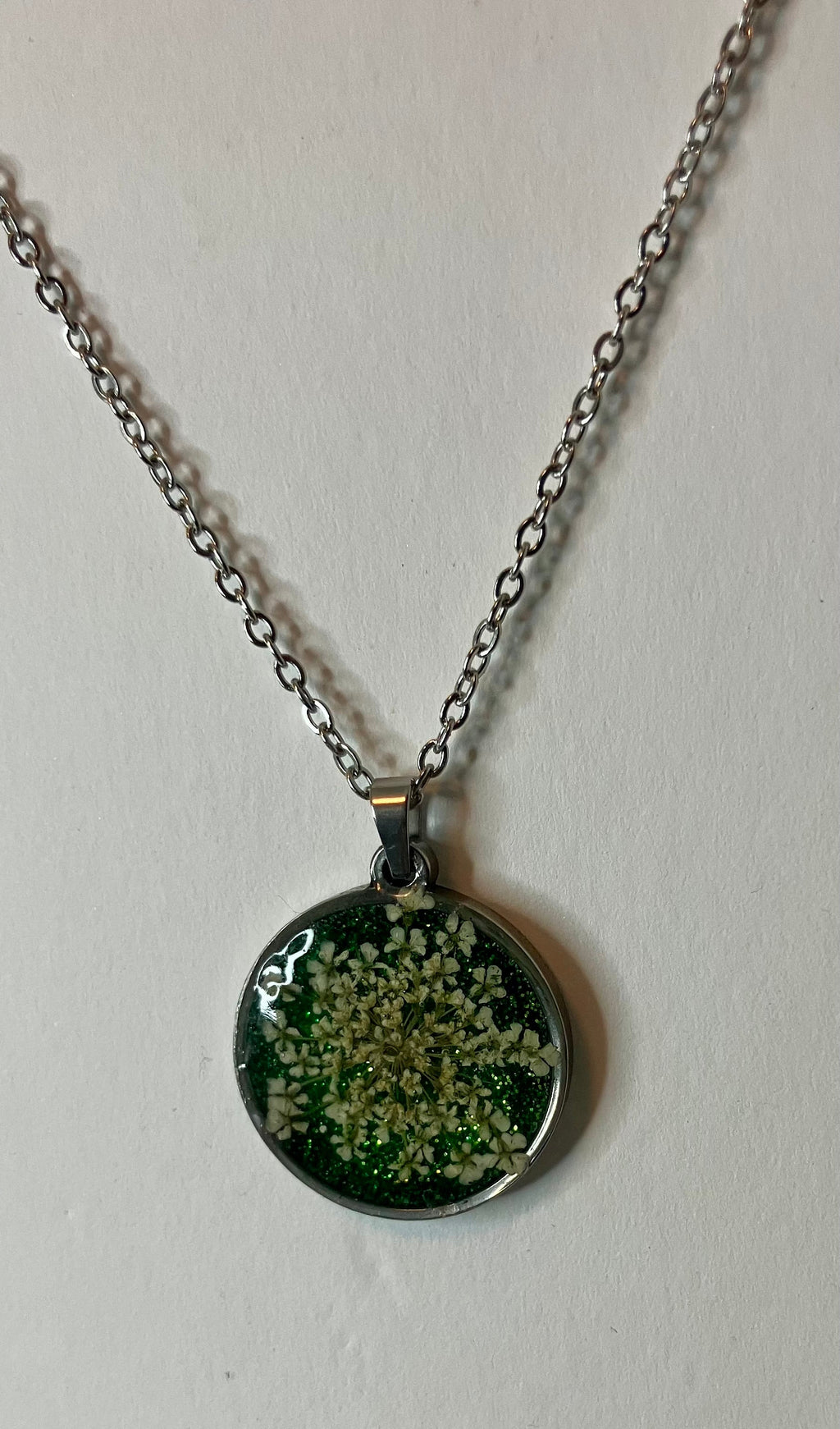 Dried Flower Resin Jewelry: Earrings & Necklaces