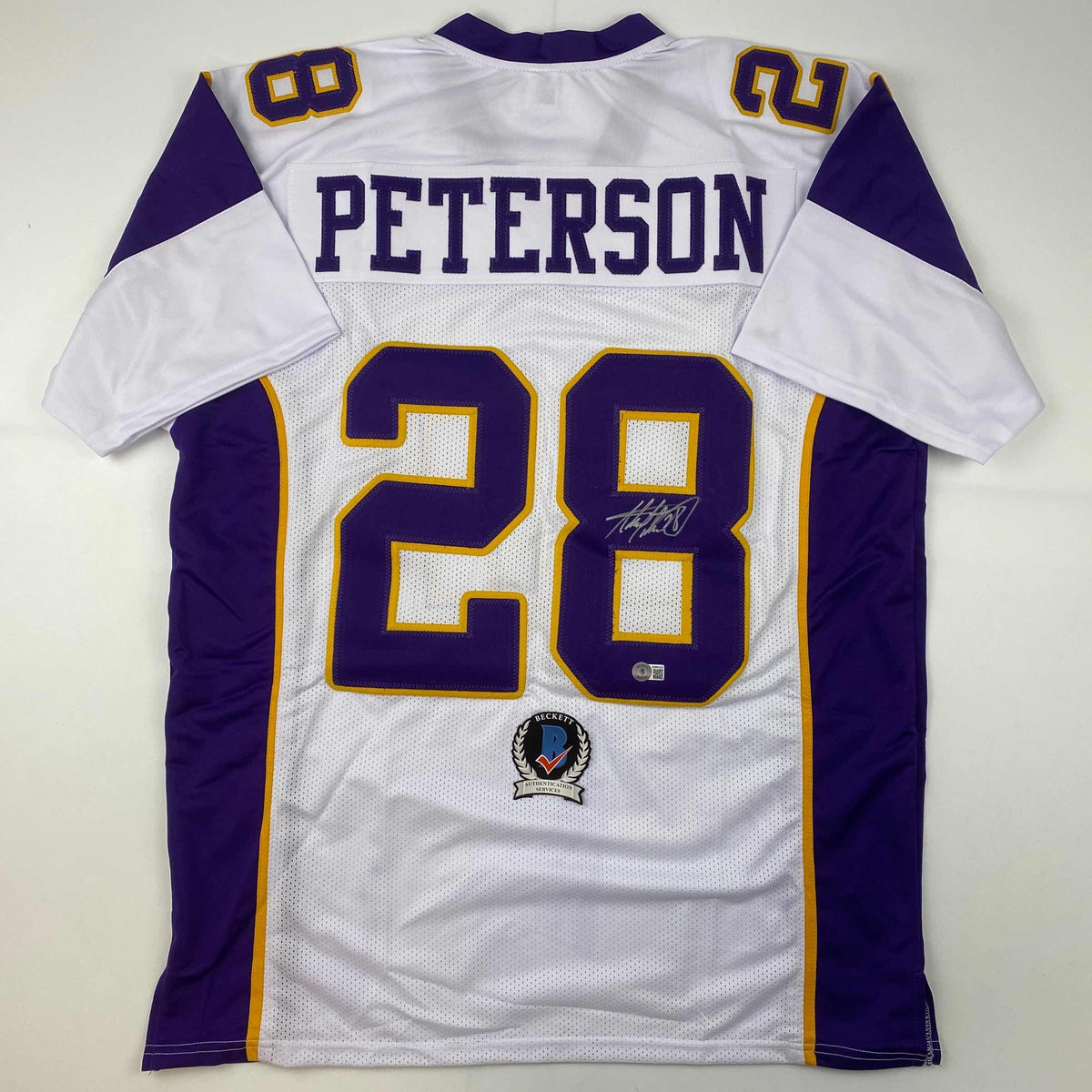 Autographed/Signed Adrian Peterson Minnesota White Football Jersey Beckett BAS COA
