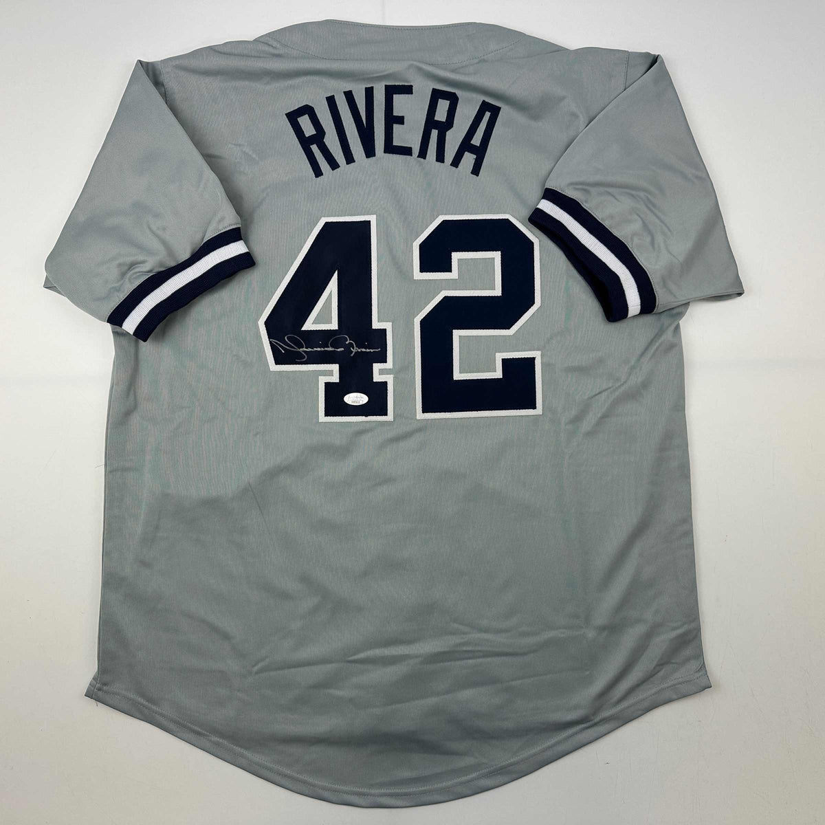 Autographed/Signed Mariano Rivera New York Grey Baseball Jersey JSA COA/LOA