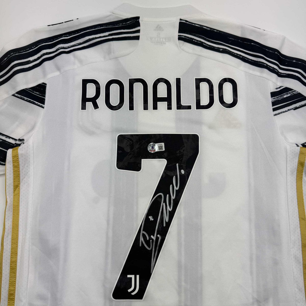Autographed/Signed Cristiano Ronaldo Juventus White Soccer Jersey Beckett BAS COA