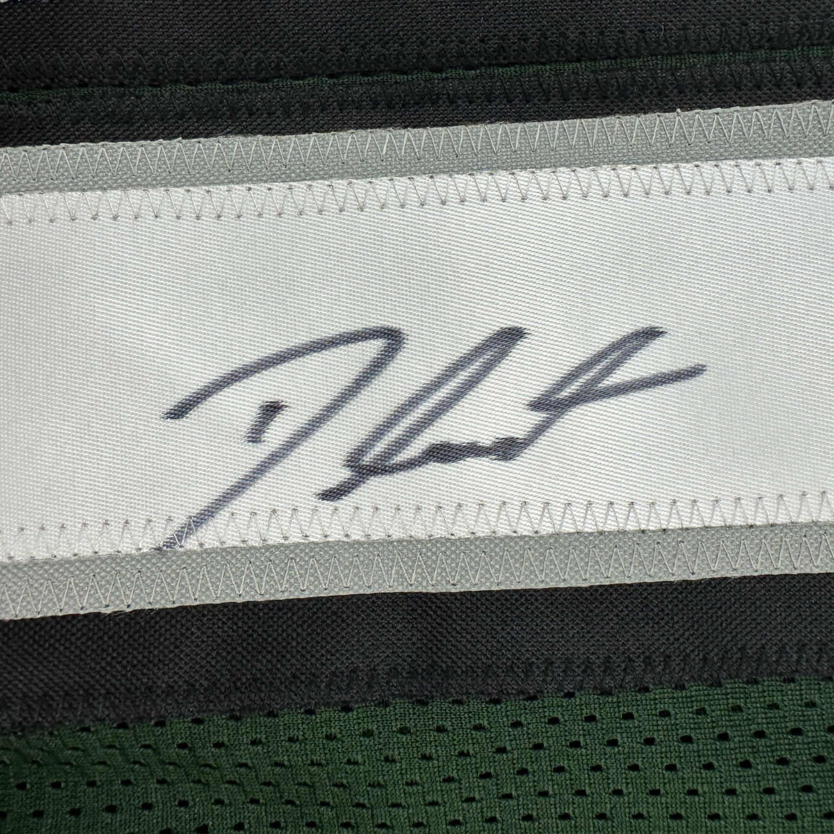 Autographed/Signed D'Andre Swift Philadelphia Green Football Jersey JSA COA