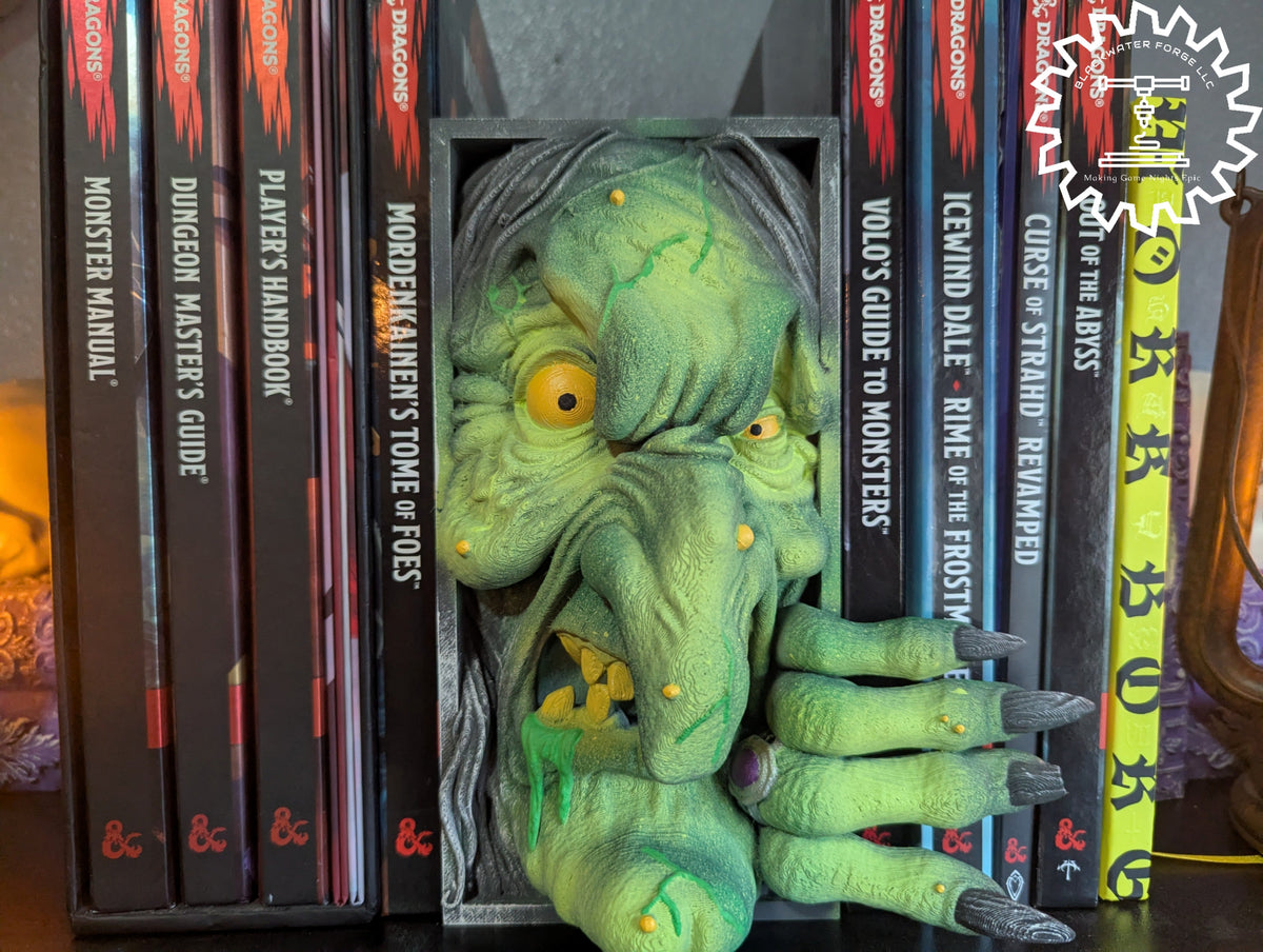 Baba Yaga Witch 3D Printed Book Nook- Miniatures of Madness- Bring Eerie Folklore to Life!