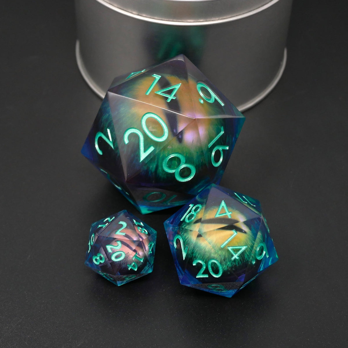 Remorhaz's Eye | Giant D20 Moving Eye DnD Dice | Acrylic RPG Gaming Dice